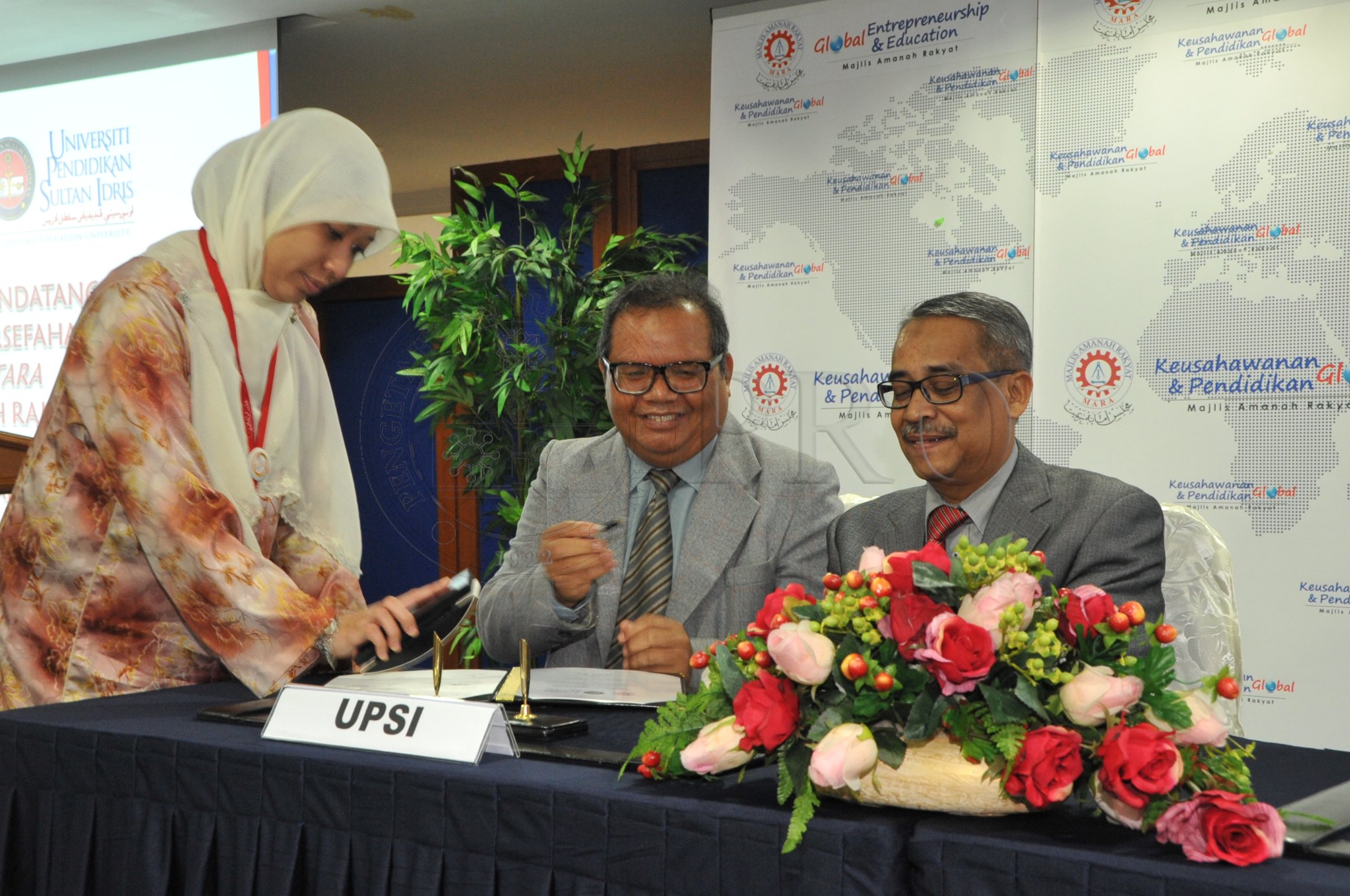 PRO 14 37 MARA PRO 4744